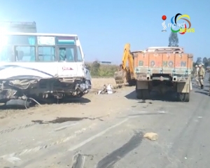 1 person died and 15 injured in an accident