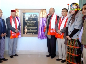 Chief minister Okram Ibobi inaugurates SDO/BDO Khoupum complex in Longmai district