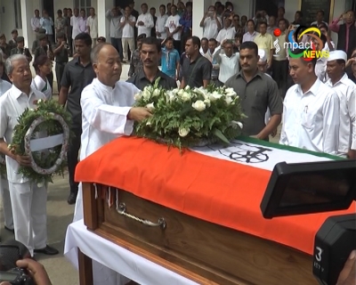 Ministers, Congress leaders and people attend funeral services of veteran politician Rishang Keishing