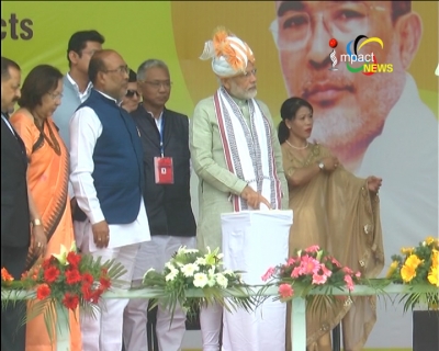 Prime Minister Narendra Modi inaugurates 4 projects and lays foundation stones of 7 projects including National Sports University
