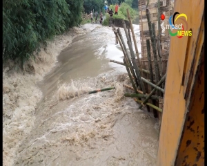 Several areas submerged as Kongba river breaches at Kongba Erong and Ucheckon Lai Moriba