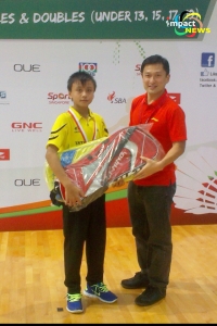 Meiraba Luwang settles for silver in OUE Singapore Youth Badminton International 2014