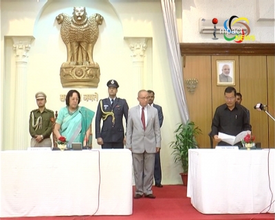 V. Hankhalian of BJP sworn-in as protem speaker, Governor urges chief minister to pass budget on time